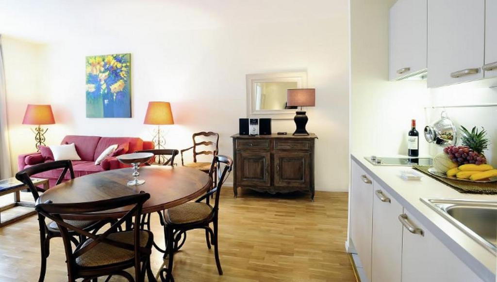 Appartements Caumartin 64 Paris Room photo